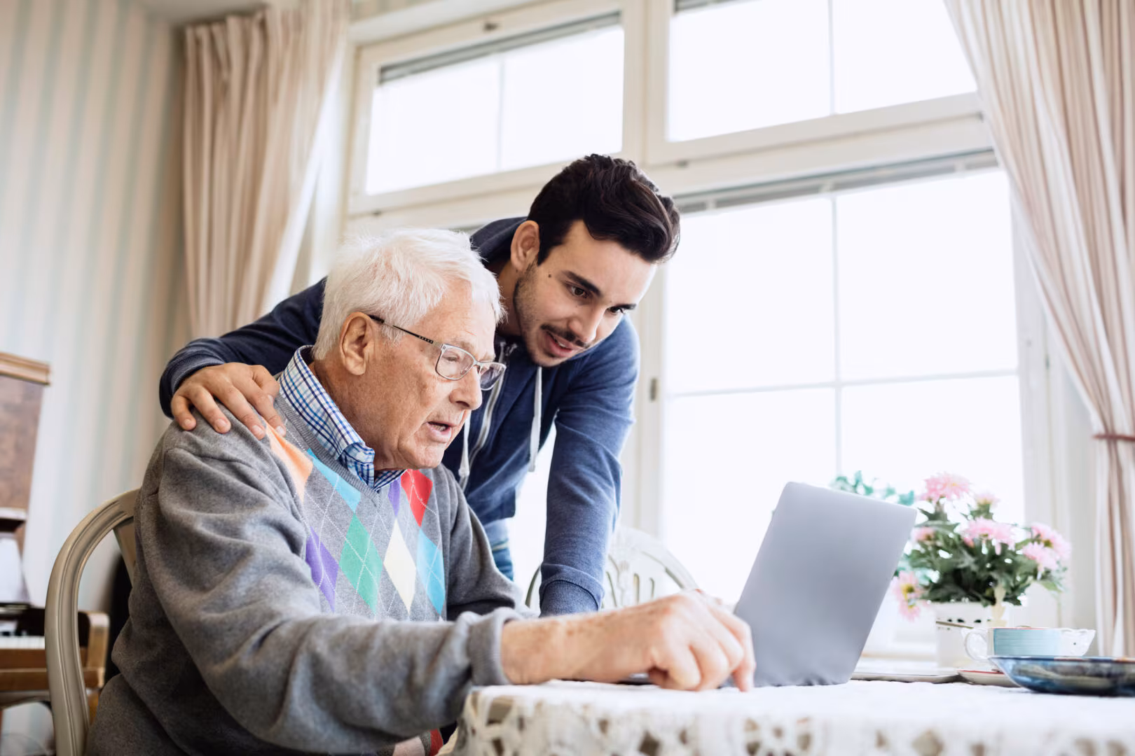 difference between companion care and personal care for seniors 2